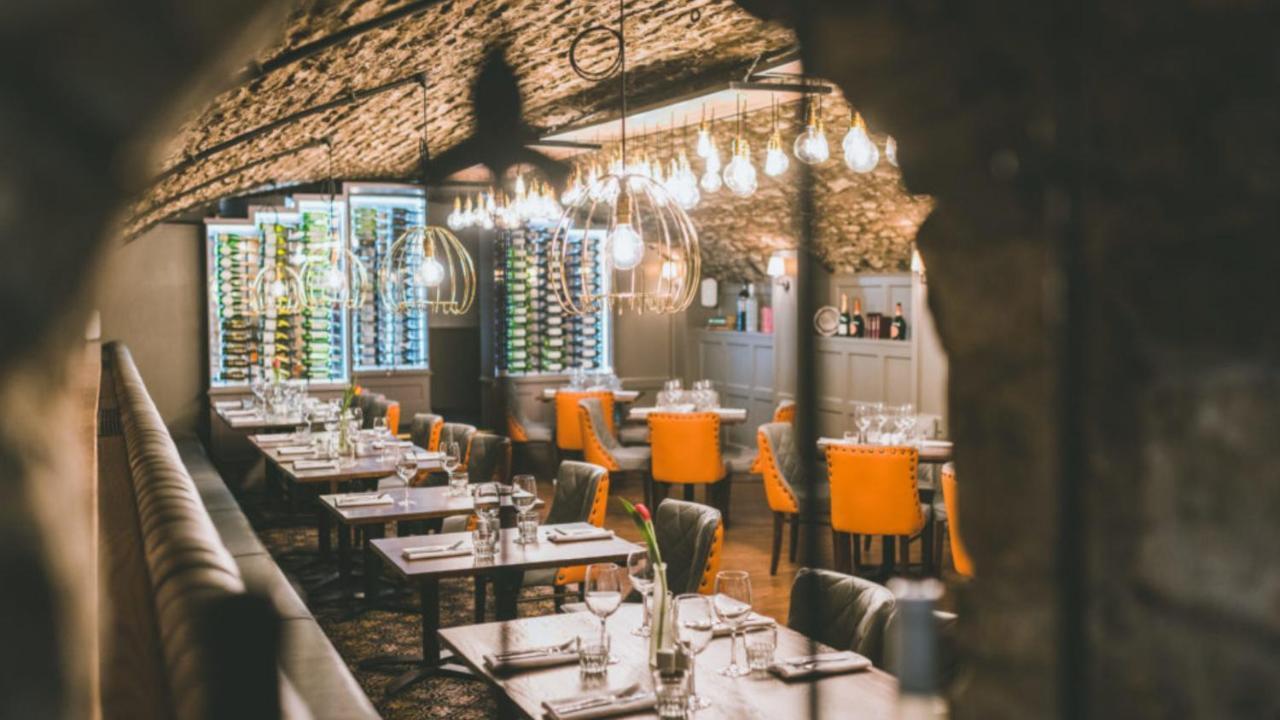 The Bear, Cowbridge Hotel Ngoại thất bức ảnh